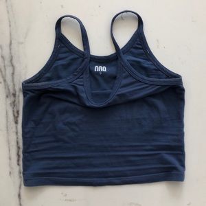Arq cropped tank